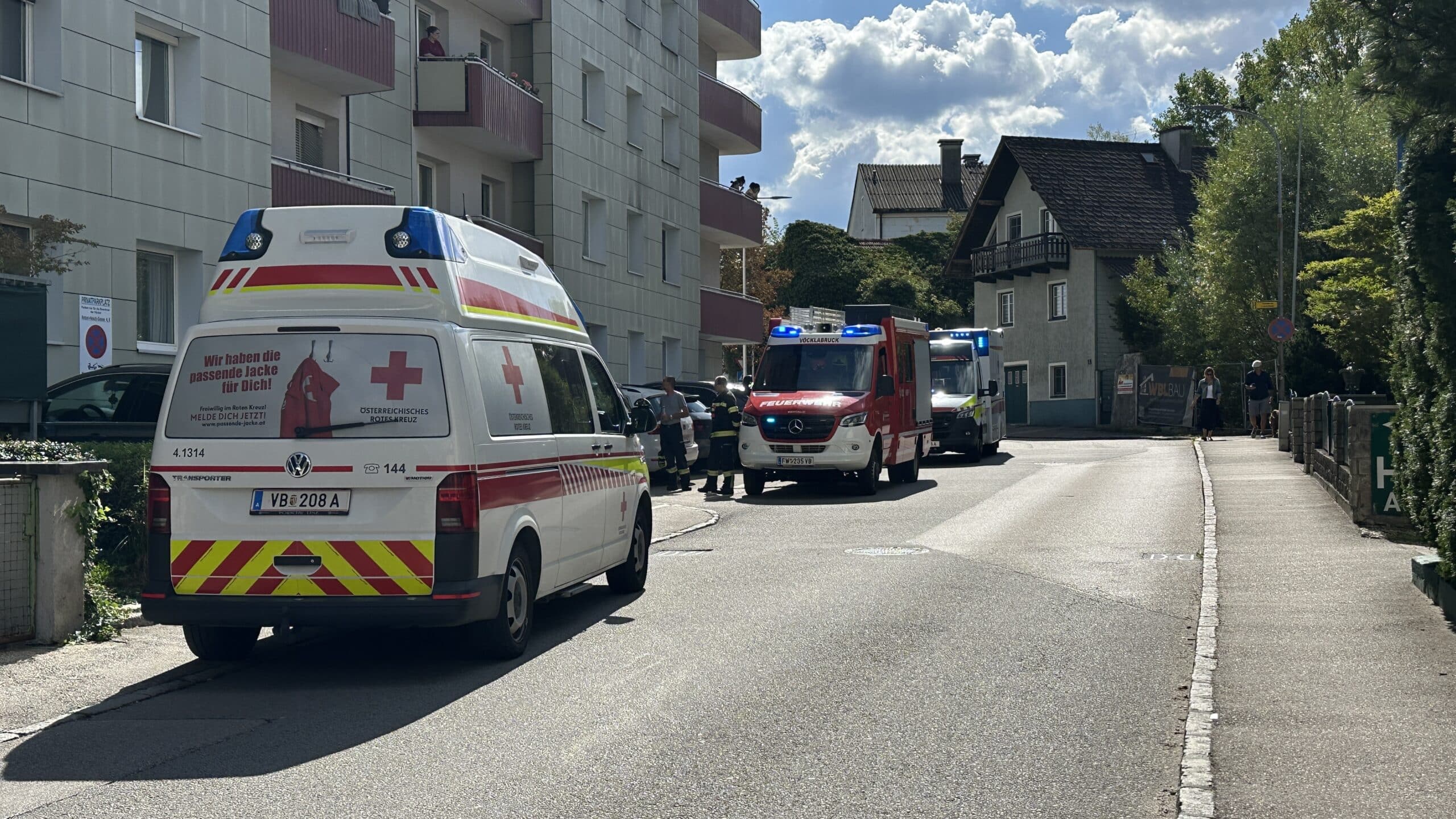 Sechs Personen aus Aufzug gerettet